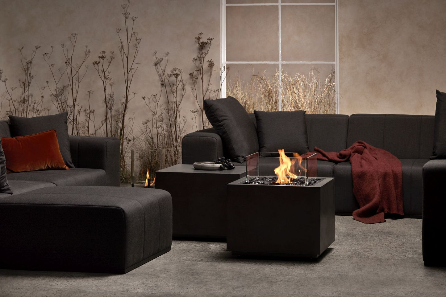 EcoSmart Fire - Sidecar 24 - Fire Pit Table - Graphite