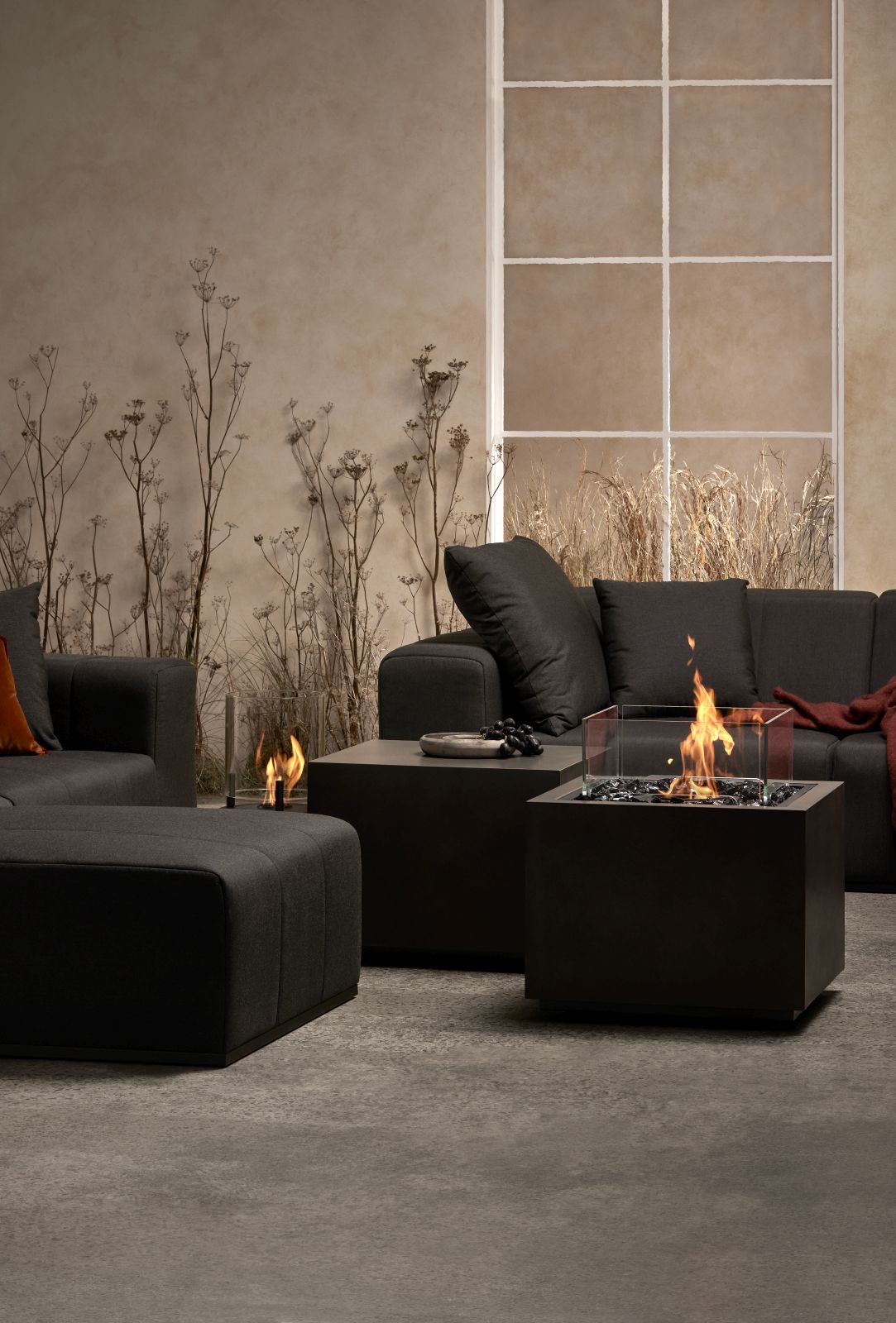 EcoSmart Fire - Sidecar 24 - Fire Pit Table - Graphite