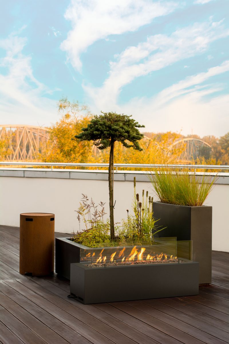 Galio Black Automatic Outdoor Gas Fireplace Firebox