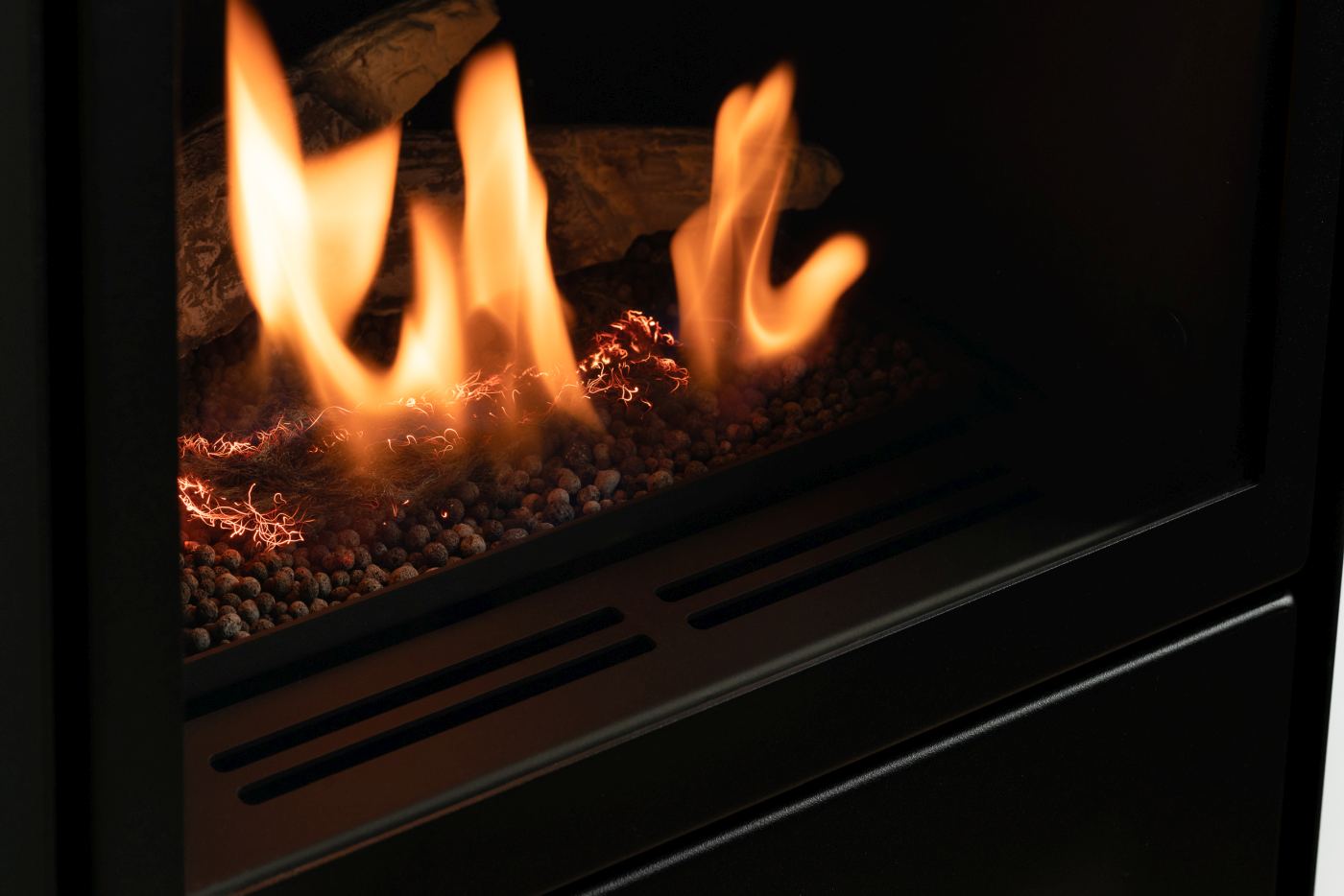 Planika - Free standing fireplace - SCANDI REMOTE