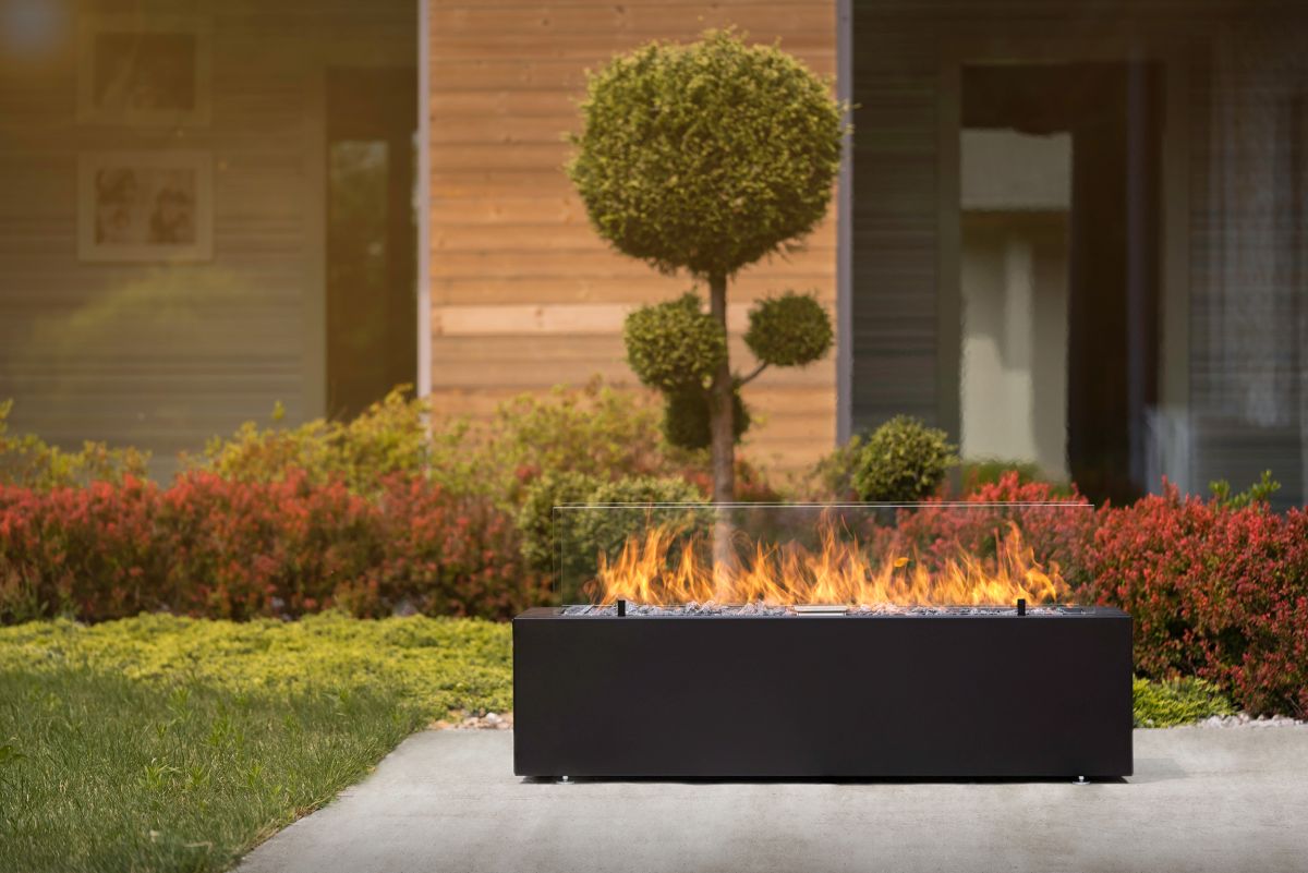 Galio Black Automatic Outdoor Gas Fireplace Firebox